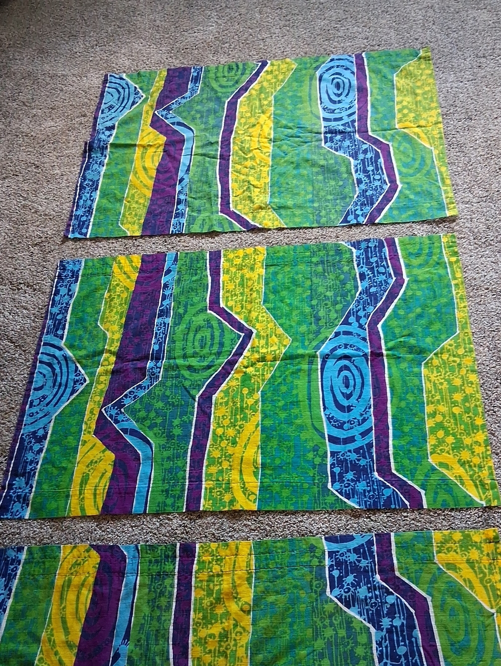Rare, vintage mid-century modern‎ fabric set 3 Curtains 40" W. X 28" L. each - Picture 3 of 5
